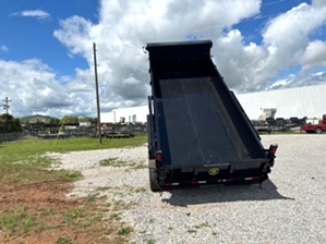 Dump trailer gooseneck 