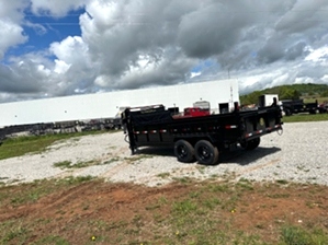 Dump trailer gooseneck 